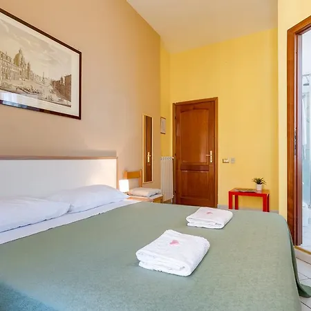 Guest house & Art In Rome