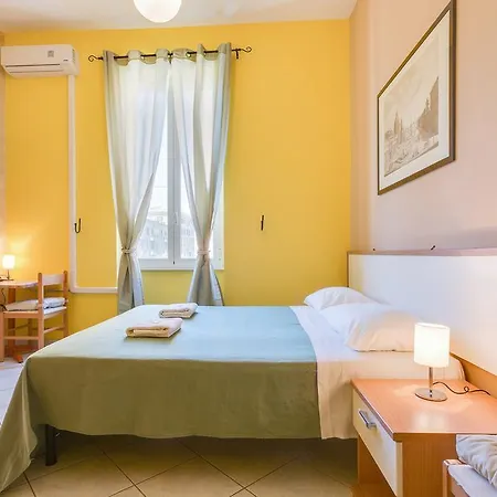 Guest house & Art In Rome